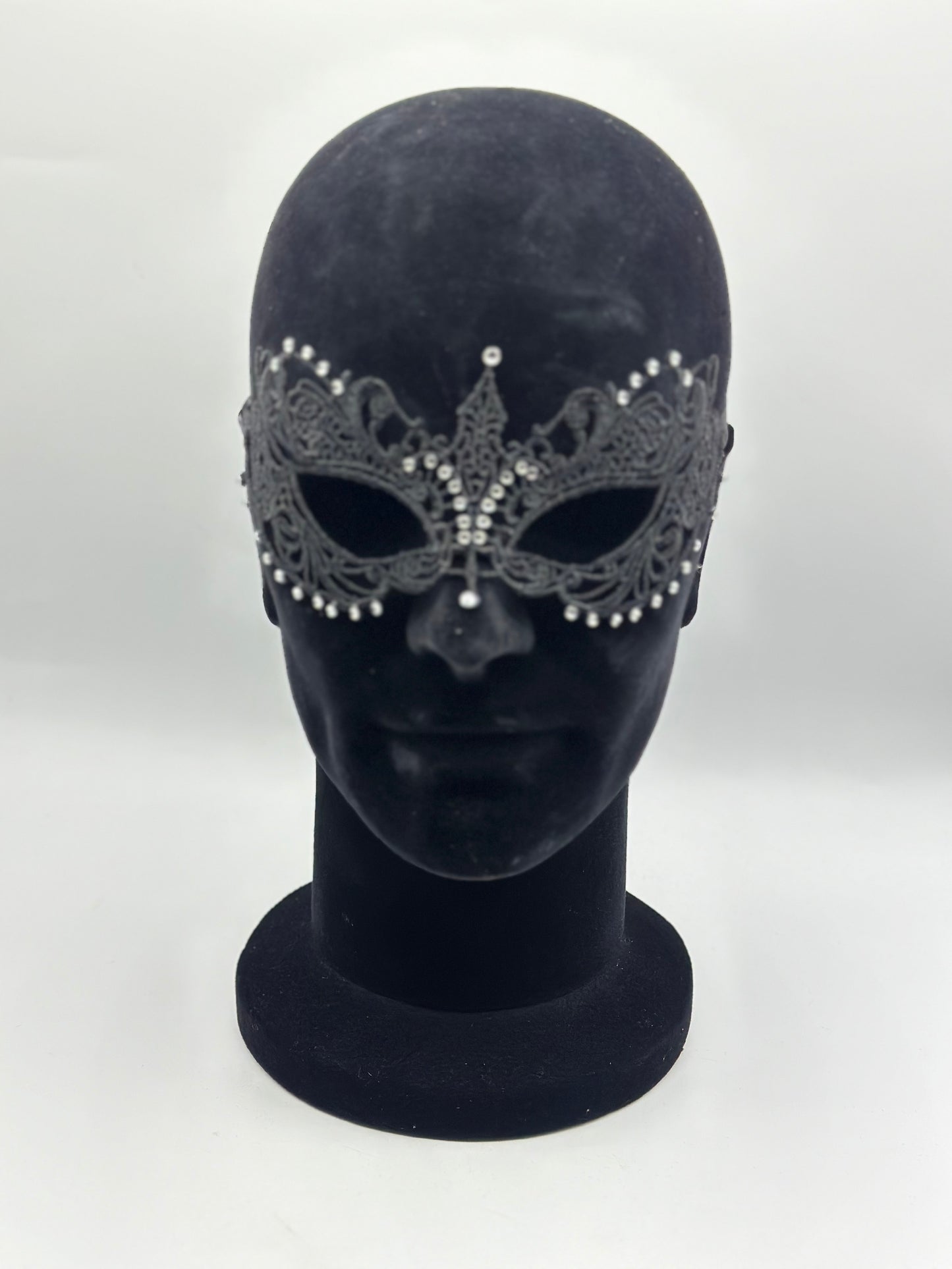 Masque en dentelle noire avec strass - Masque vénitien noir