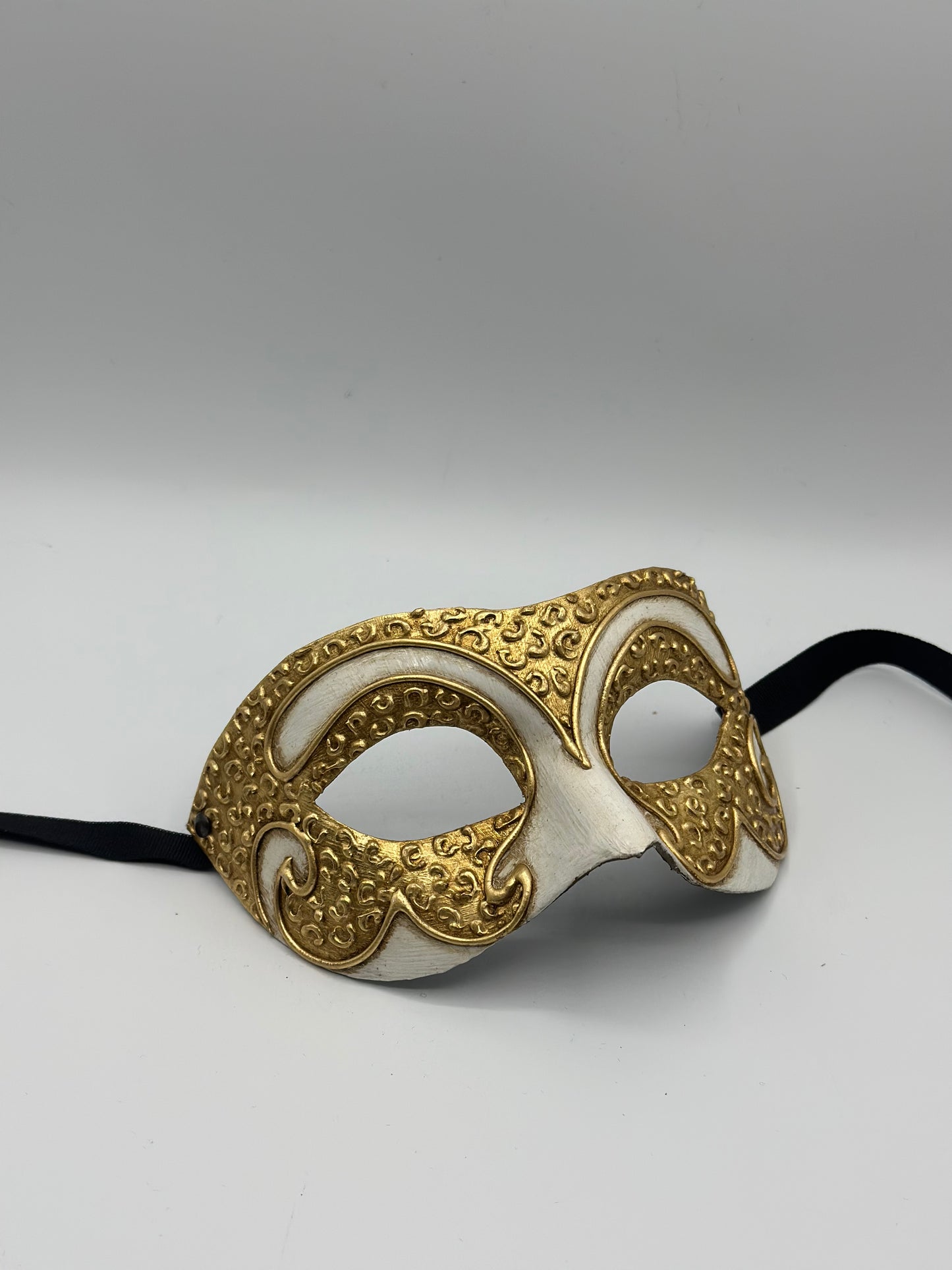 2er-Set venezianische Masken in Gold & Elfenbein – Paar-Set