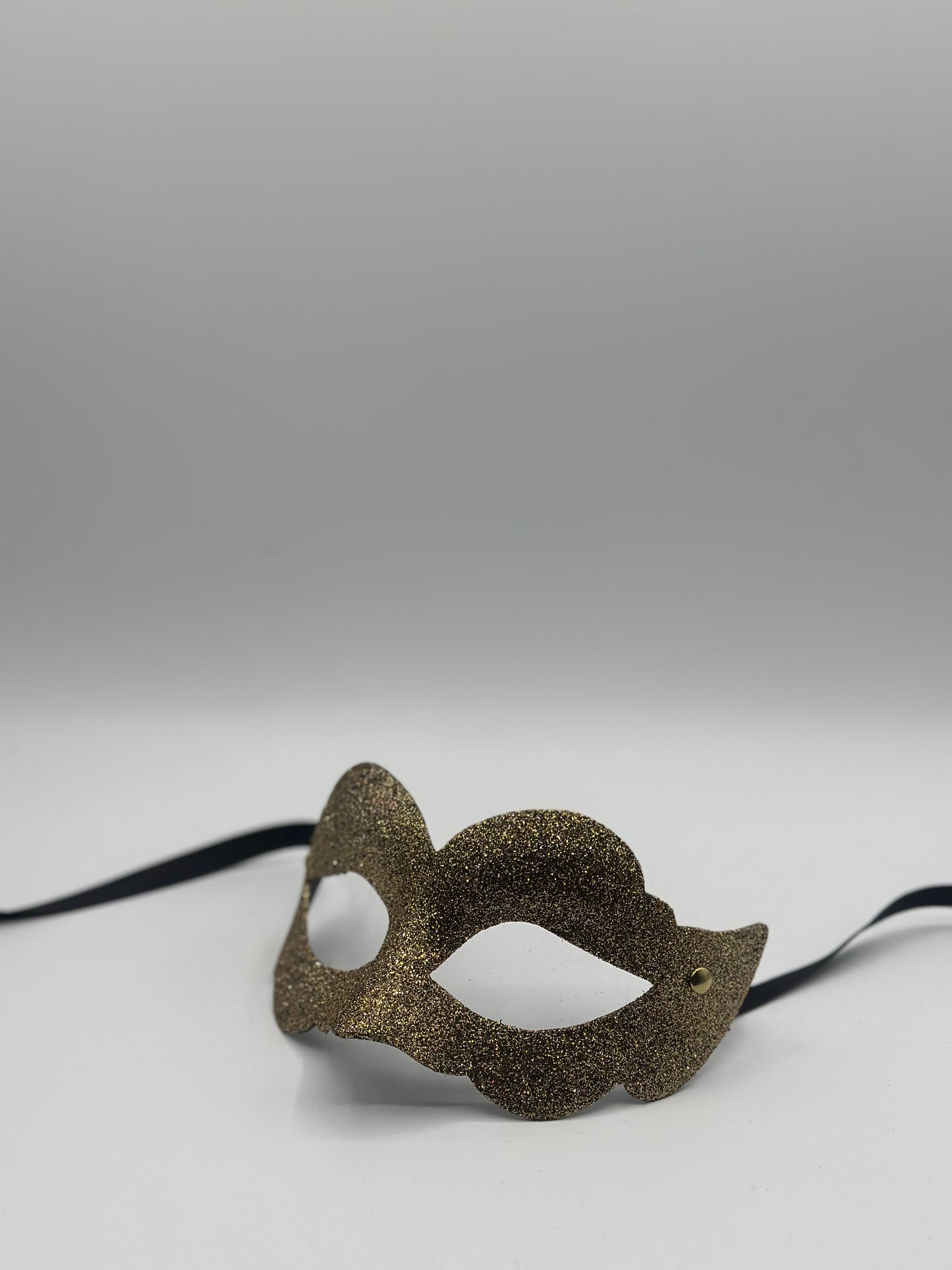 Máscara dorada purpurina - Masquerade mask gold