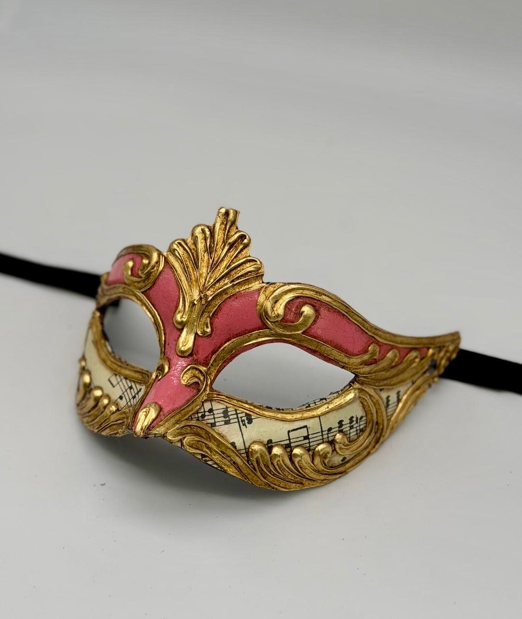 Rose Pink Baroque Mask