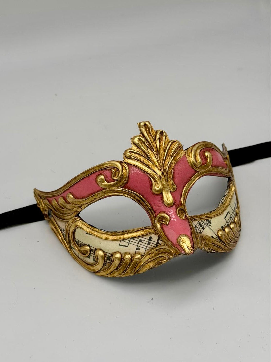 Rose Pink Baroque Mask