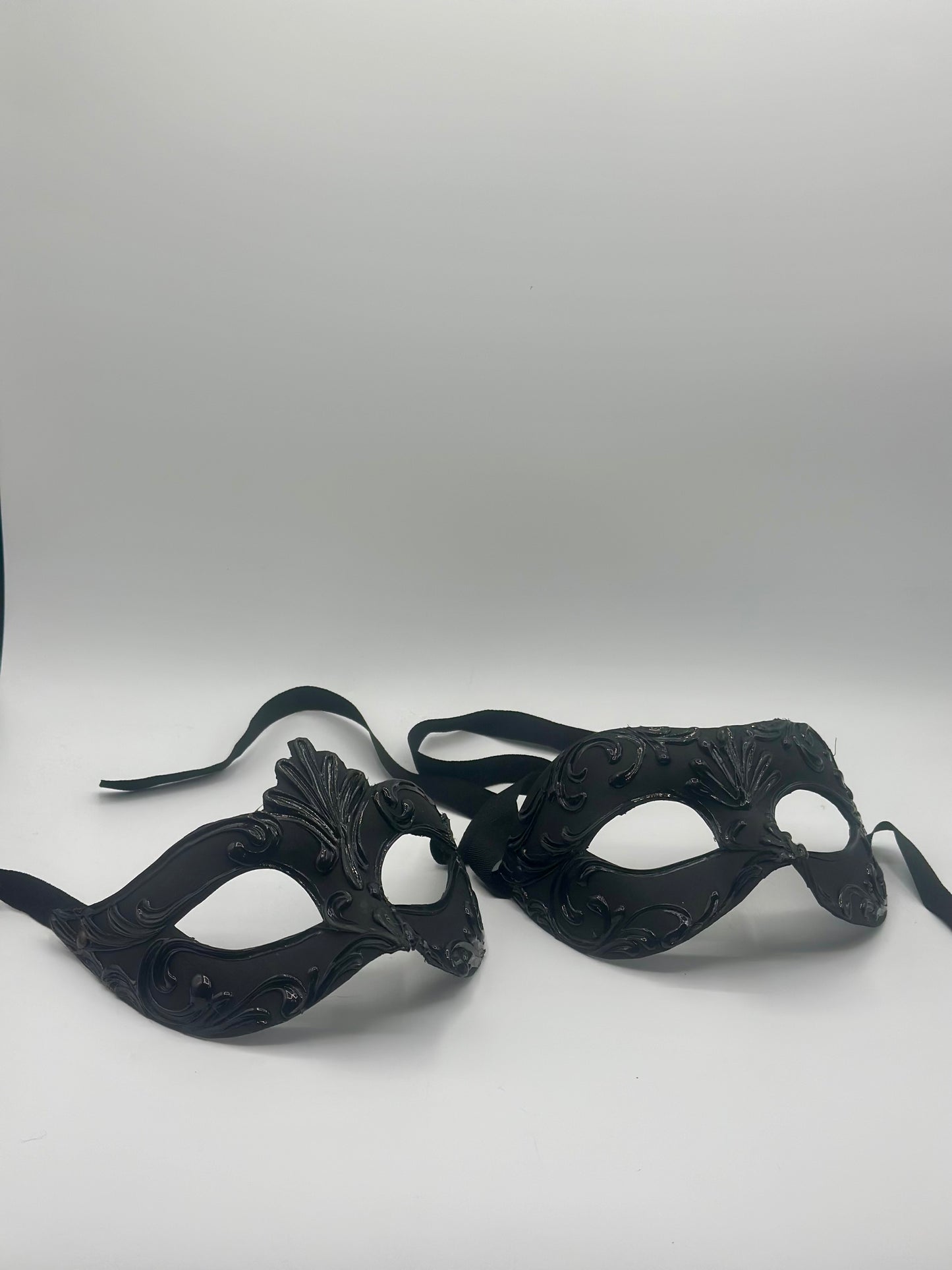 Venetiaanse Masker Set voor Koppels – Luxe zwart op zwart barok – Voor Maskerade, gala & Carnaval - Halloween maskers